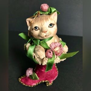 Katherine's collection, Y2K kitty in Pink Velvet boot Ribbons & roses 5"hi